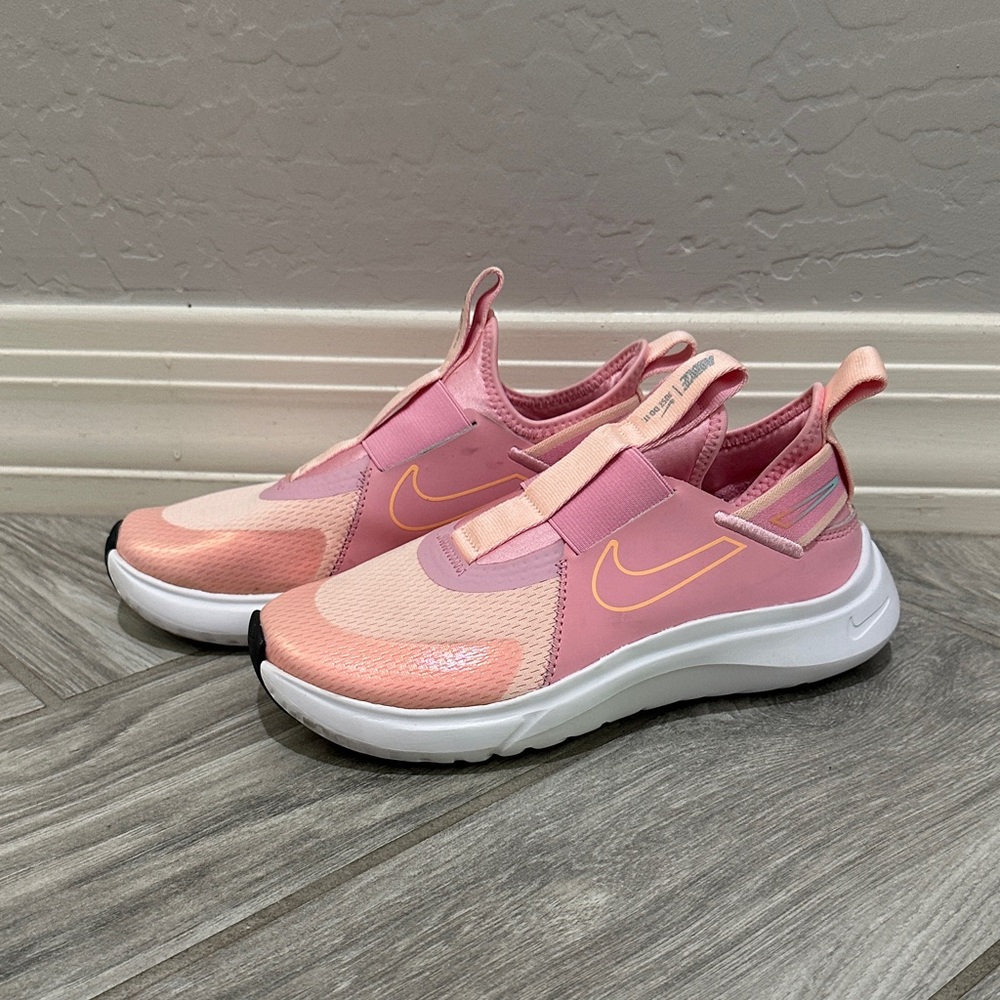 Nike Youth Pink and White Slip-On Sneakers Size 3.5Y